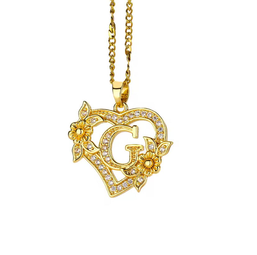 Initial pendant necklace A-Z